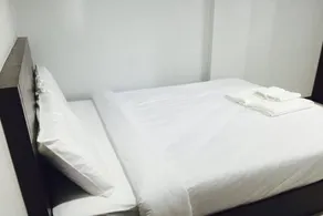 Siriwat Apartment - Image 3