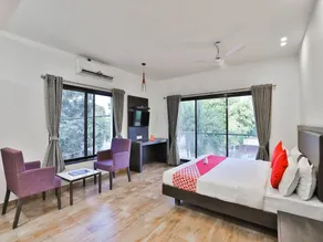 Hotel Aditya - Image 2