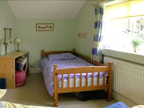 Corner Cottage - Image 2