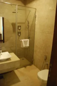 Apartment 52 - Image 5