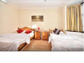 51 Vallance House - Image 2