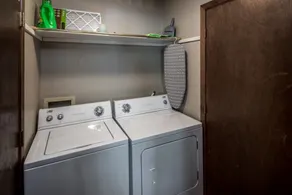 English - Three Bedroom Cabin - Image 2
