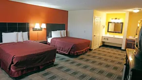 Travel Plaza Inn - Image 3
