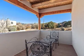 Bonita - Stunning Contemporary Home, Six Blocks From The Plaza - Image 3