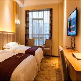 Gulong Hotel (Hanzhong High-speed Railway Station Wanbang) - Image 2