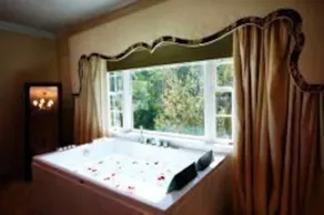 Christopher Place - Image 5