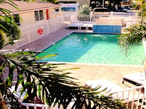 Lauderdale Villas by the Sea - Image 2