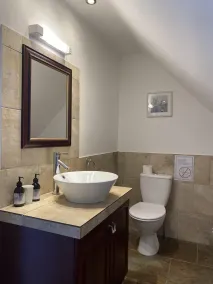 The Countryman Hotel - Image 2