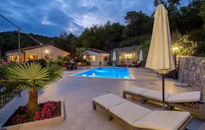 Stunning Apartment in Veprinac With 1 Bedrooms, Wifi and Outdoor Swimming Pool - Image 2