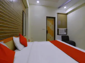 Shiva's Royal - Image 2