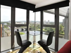Riverview Apartments - Image 1