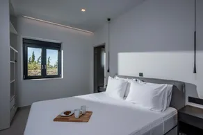 Alexia s Luxury Oasis - Image 2