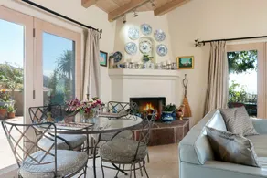 Lush Garden W/ Hot Tub & Superb Ocean View 3 Bedroom Home - Image 2