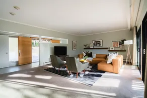 Rivendell Spacious Home w Pool Arcade Games & Expansive Patio - Image 3
