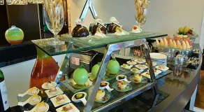 Executive Club at Windsor - Image 2