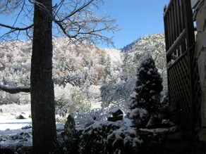 Mountain Valley Retreat - Image 5