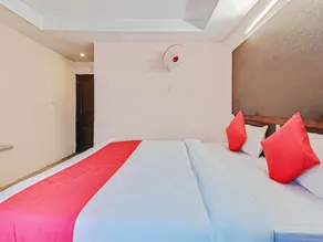 OYO 23363 Hotel Highland - Image 3
