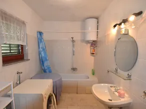 Comfortable Holiday Home in Labin - Image 2