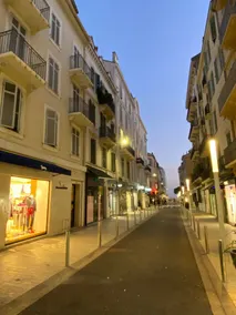 Cannes Holiday Suites - Image 5
