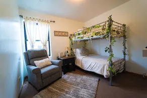 Lovely 3 Bedrooms Apartment In Chicago Midway - Image 3