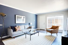 Deluxe Braeswood Place Suites By Sonder - Image 3