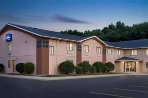 Baymont Inn & Suites by Wyndham Swanton/Toledo Airport - Image 5
