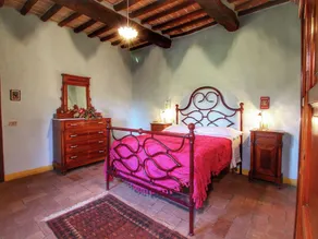 Holiday Home in Anghiari With Garden, Parking, Barbecue - Image 3