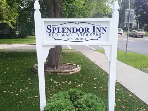 Splendor Inn - Image 4