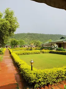Sterling Sariska - Image 5