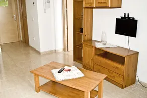 Apartamentos AR Eton - Image 5