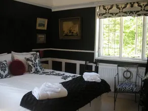 The Old Hall Bed & Breakfast - Image 4