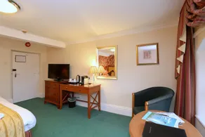The Downe Arms Wykeham Country Inn - Image 4