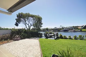 Bribie Island Canal Holiday Destination! - Image 5
