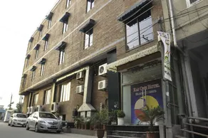 Raj One Hotel - Image 5