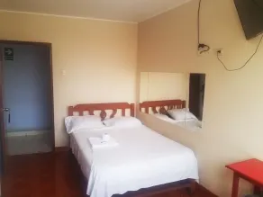 Hostal Elegant - Image 4