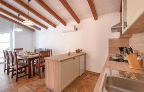 Stunning Home in Krnica With 4 Bedrooms, Wifi and Private Swimming Pool - Image 3