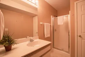 Overlook Grove 2 Br Condo - Image 4