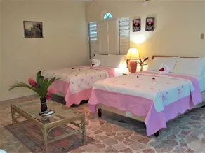 Paradise Inn - Image 3