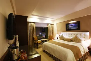 Hotel La Capitol - Image 4