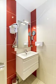 Florella Jean de Riouffe Apartment - Image 2