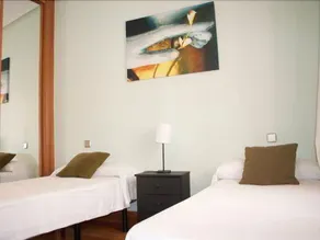 Gran Via Sol Apartamentos - Image 2