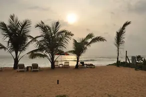 Warahena Beach Hotel - Image 5