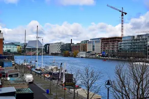 2 Bedroom Flat By The Canal - Image 3