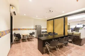 Hotel Le Western - Image 5