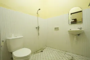 Seminyak Point Guest House - Image 5