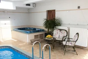 City Garden Apartments & Wellness - Image 2