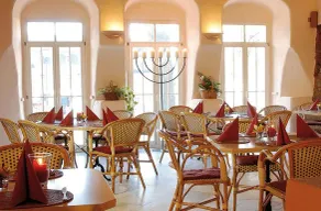 Hotel Saechsischer Hof - Image 2