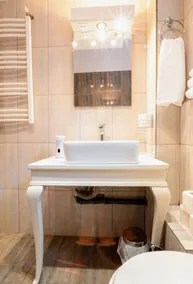 Modern & Stylish Apt of City 5min Beach - Image 2