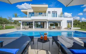 Amazing Home in Jehnici With 4 Bedrooms, Outdoor Swimming Pool and Heated Swimming Pool - Image 3