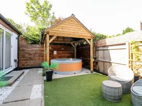 The Old Smokehouse - Image 3